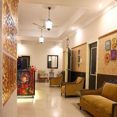 Crossroads Hotel Kolkata Exterior photo